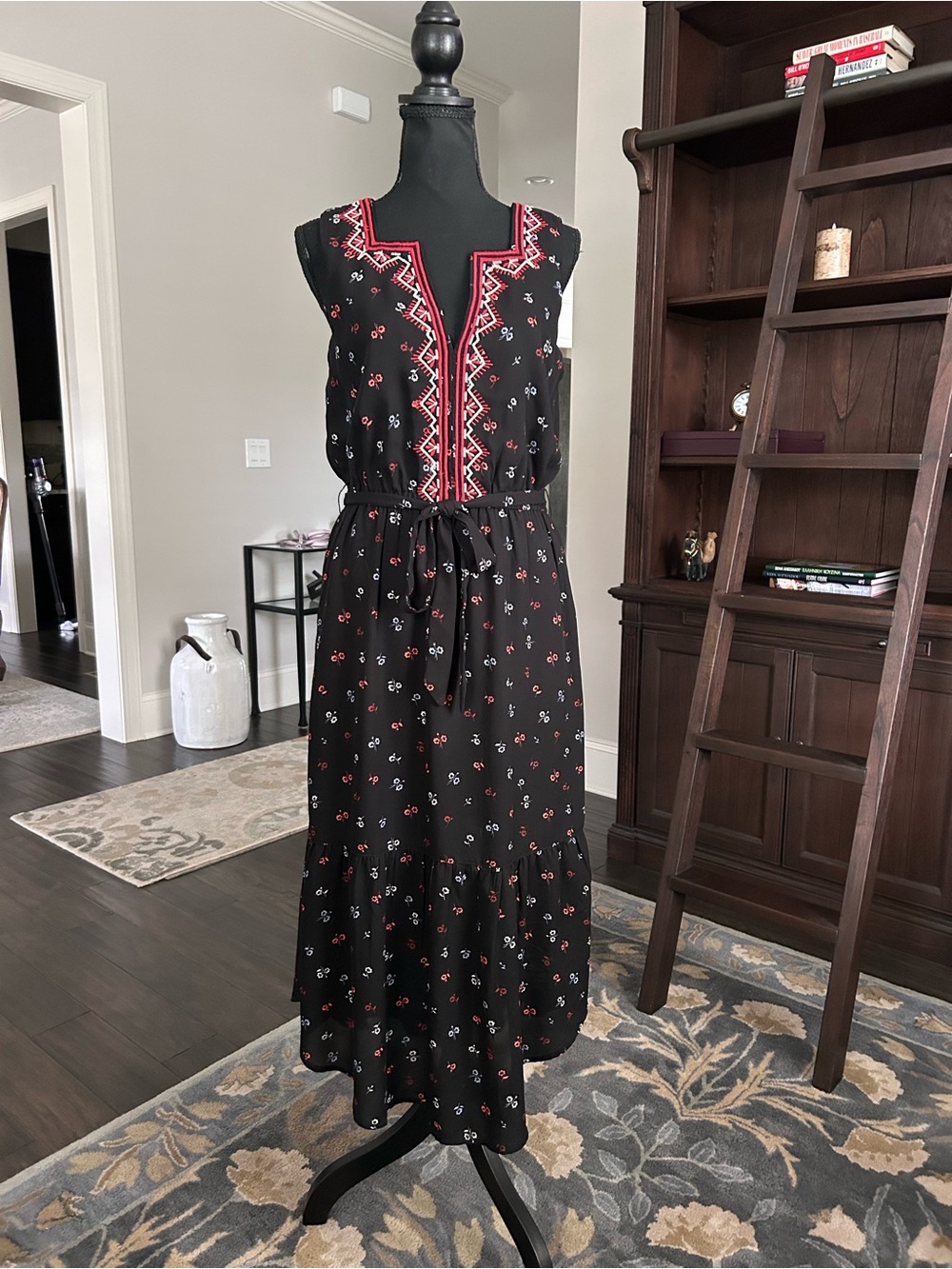 Gap sleeveless bohemian style midi dress